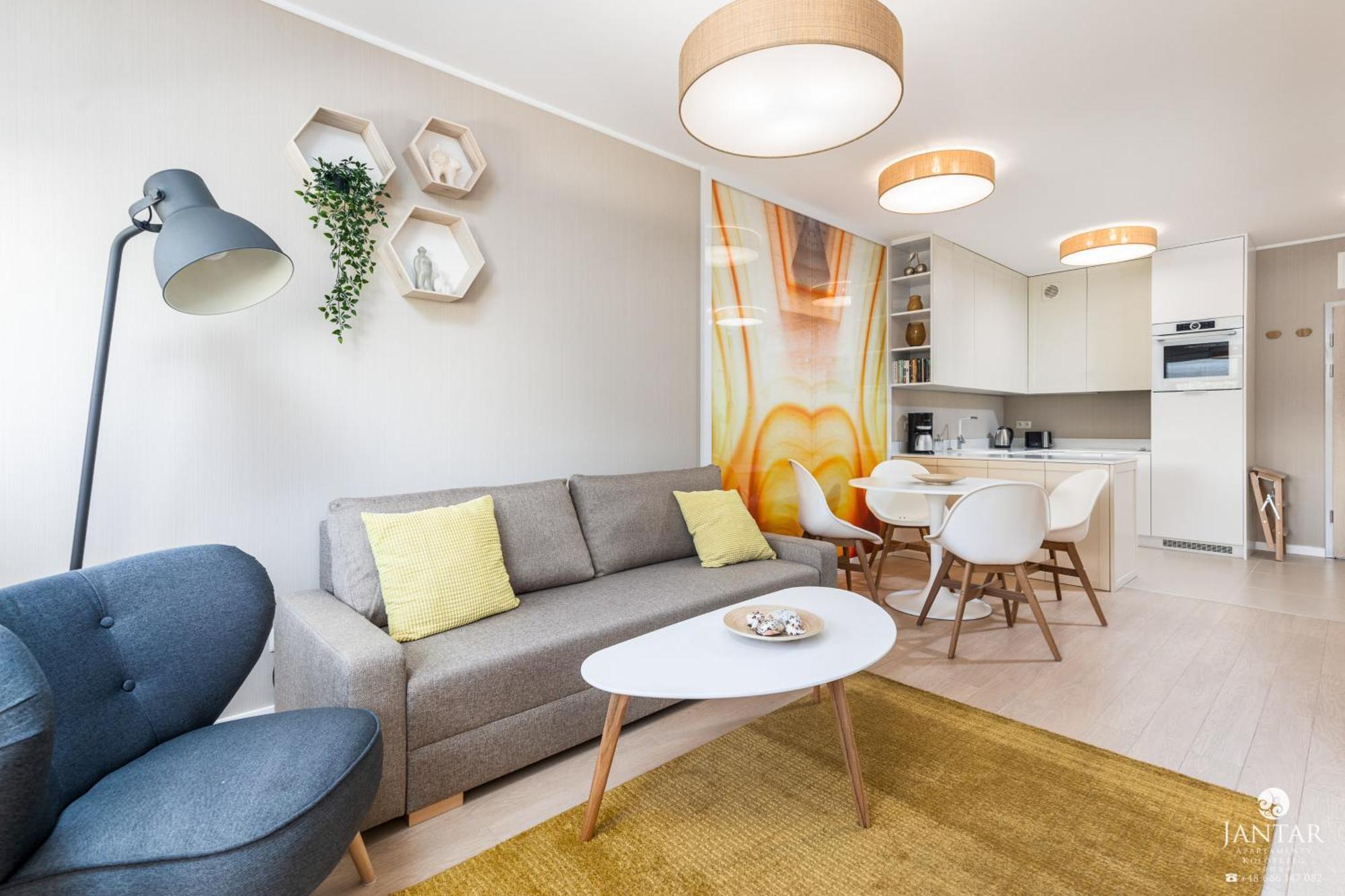 Jantar Apartamenty - Miodowy Dom City Center Колобжег Екстериор снимка