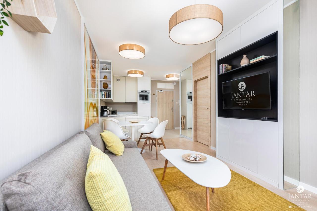 Jantar Apartamenty - Miodowy Dom City Center Колобжег Екстериор снимка